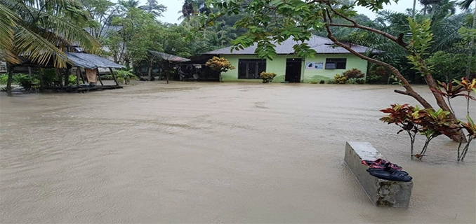 Banjir Rendam Aceh Utara Pasien Rumah Sakit PIM Dievakuasi