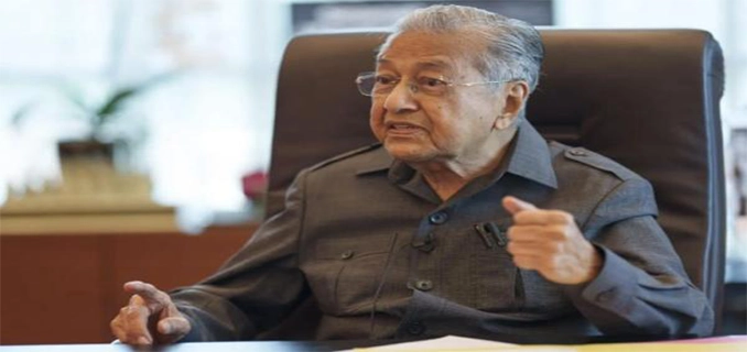 Kontroversi Politik Malaysia Mahathir Laporkan PM Anwar ke Polisi