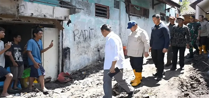 Prabowo Tinjau Korban Bencana di Tapteng Atasi Kesulitan Warga