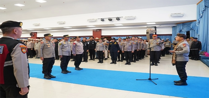 Uji Coba Hotline 110 Kapolda Riau Apresiasi Kesigapan Personel