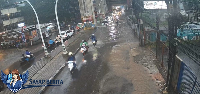 Titik Genangan Jakarta Pagi Ini Air Capai 50 Cm Tinggi